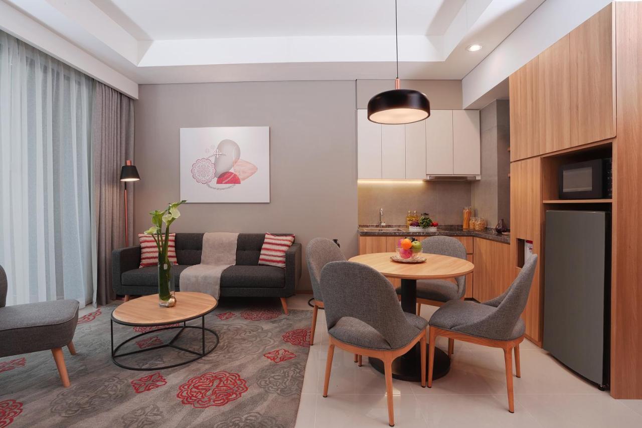 Citadines Gatot Subroto Jacarta Exterior foto